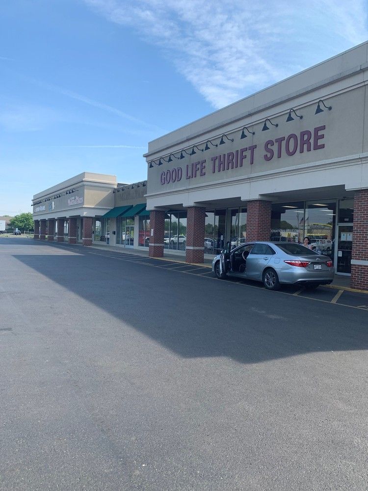 Hilliard Shopping Center: 3626-3680 Main Street, Hilliard, OH 43026